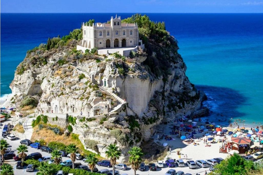 Casa Di Giorgio-Fronte Spiaggia Pizzo  Ngoại thất bức ảnh