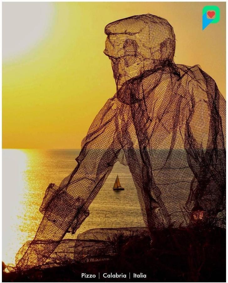 Casa Di Giorgio-Fronte Spiaggia Pizzo  Ngoại thất bức ảnh